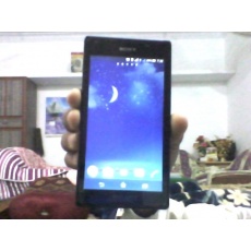 Sony xperiac2305.