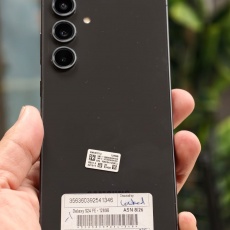 Samsung s24fe.