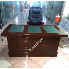 Top leather office table size ; 3/5 feet.