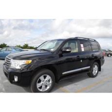 2014 toyota land cruiser vxr.